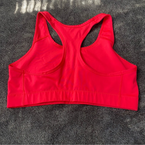 Nike Women's Hot Pink Racerback Sports Bra Size XL Athletic wear Active wear - Picture 2 of 5